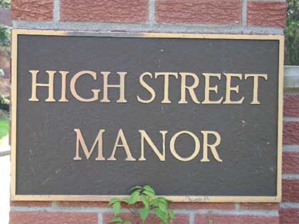 High Street Manor